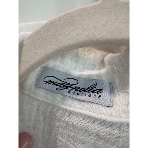 Magnolia Boutique Gauze Shirt M Crochet Lace Sleeve Button Down Top - Picture 3 of 6